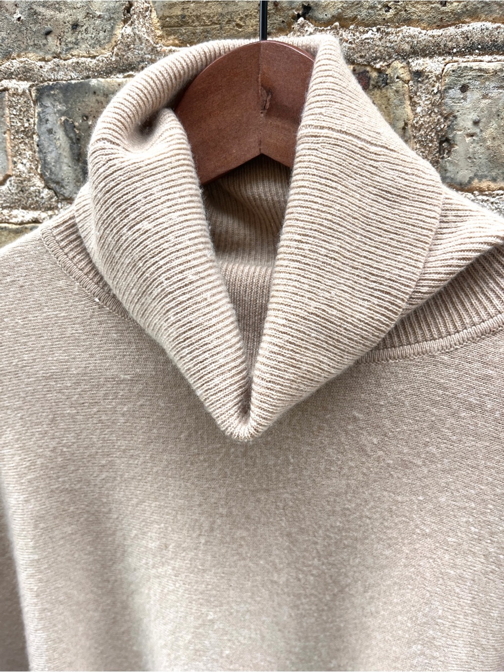 REPEAT Wool Cashmere Oversized Fine Knit Sweater Beige Size Medium - Picture 2 of 11